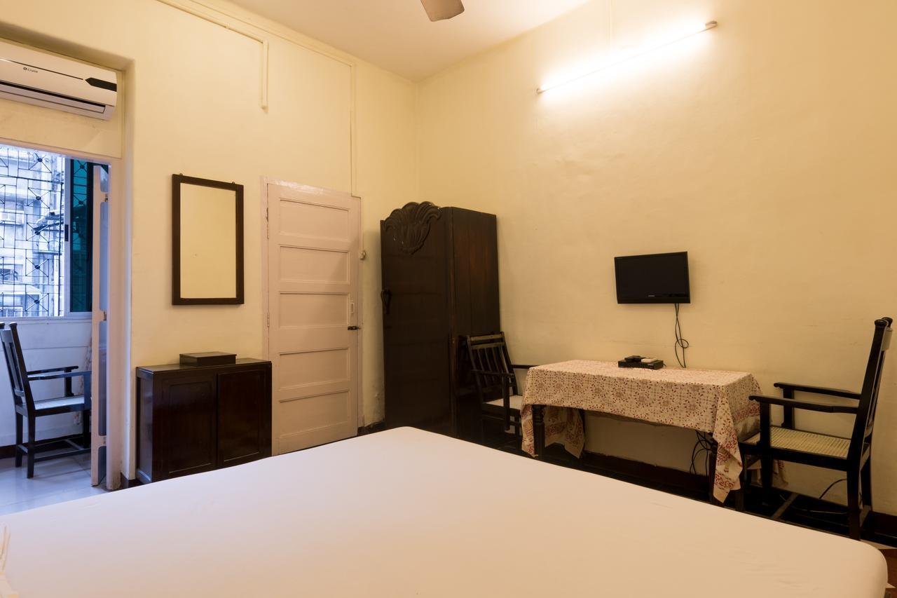 Bed And Breakfast At Colaba Mumbai Exterior foto